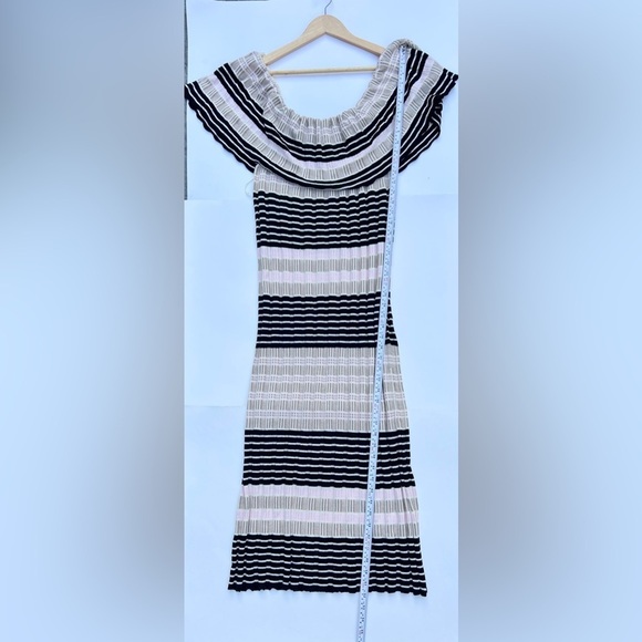 New Free People Womens Off Duty Off-Shoulder Dress, Pink black white stripe knit - Picture 6 of 10